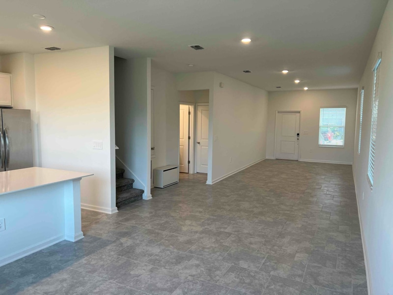 Building Photo - 3141 Laurent Lp