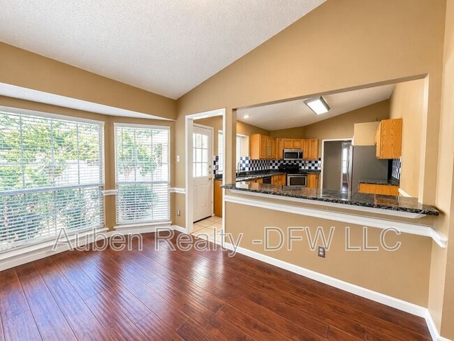 Building Photo - 514 Briarcroft Dr