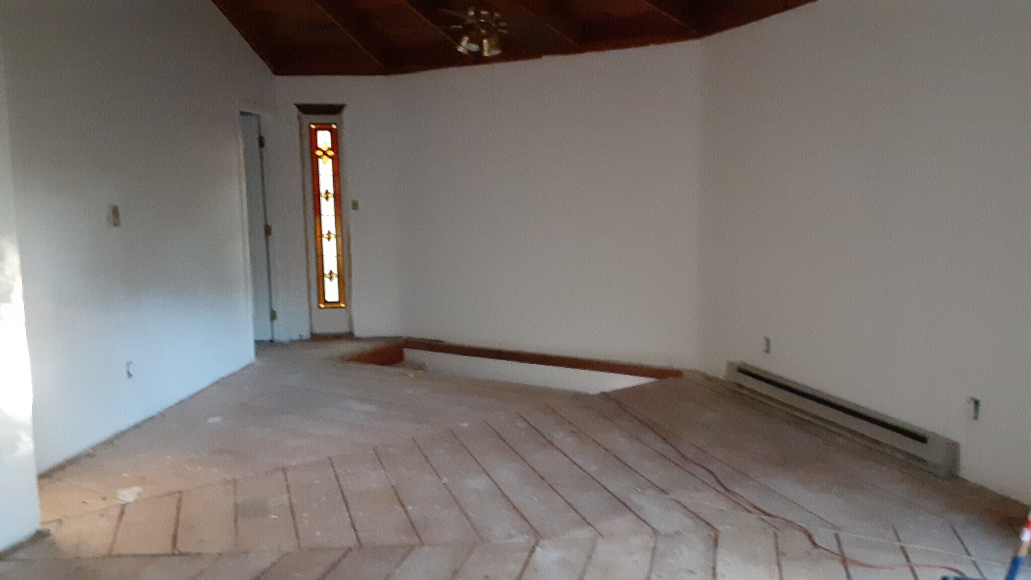 Building Photo - 543 Solar Dr