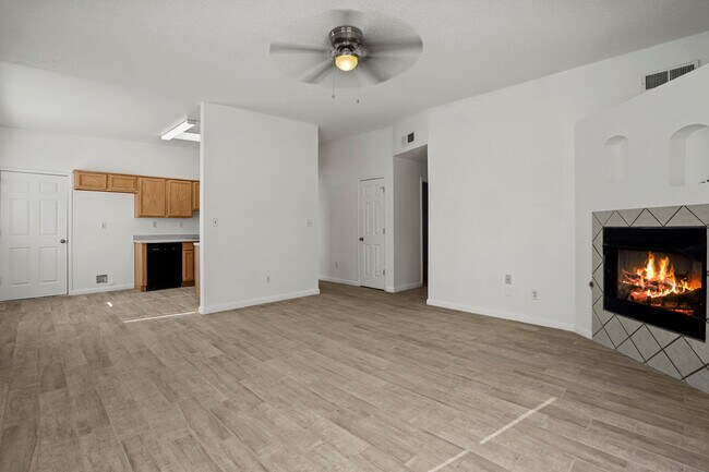 Building Photo - 408 Irondale Dr