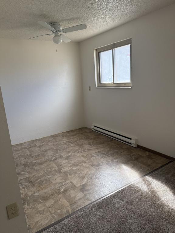 Building Photo - 1804 Lily Pl