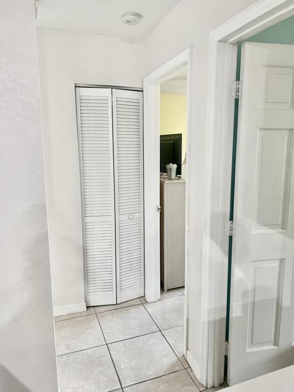 Building Photo - 2013 Redmond St