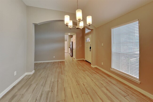 Building Photo - 18918 Cypresswood Forest Ct