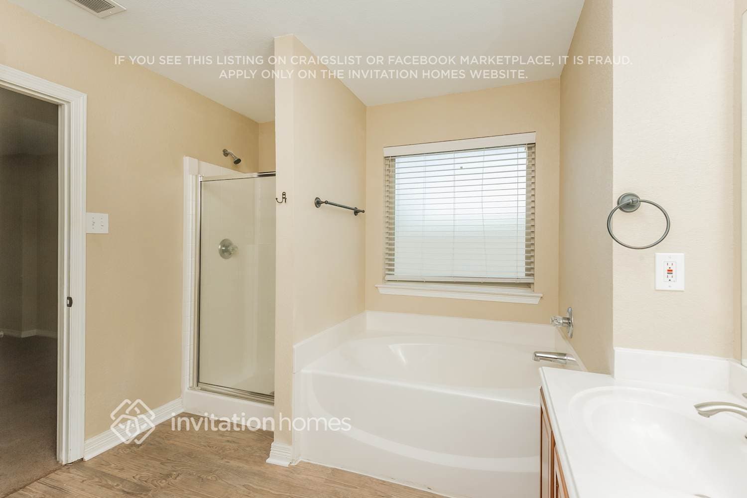 Building Photo - 2206 Brandy Dr