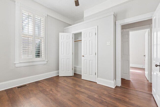 Building Photo - 437 Dinwiddie St