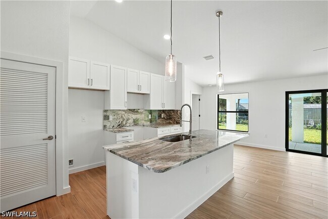 Building Photo - 2607 38th St SW