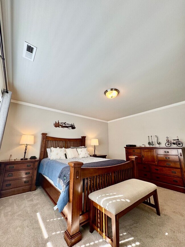 Building Photo - 4 Bedroom Home in Family friendly Cul-de-sac in Maple Valley