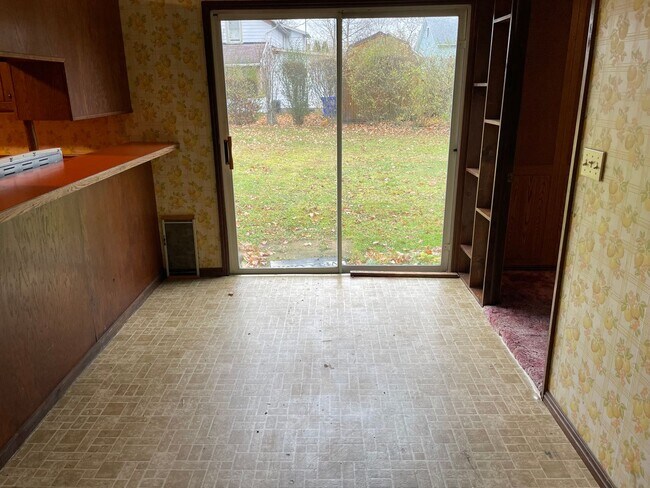 Building Photo - 19 Franklin St