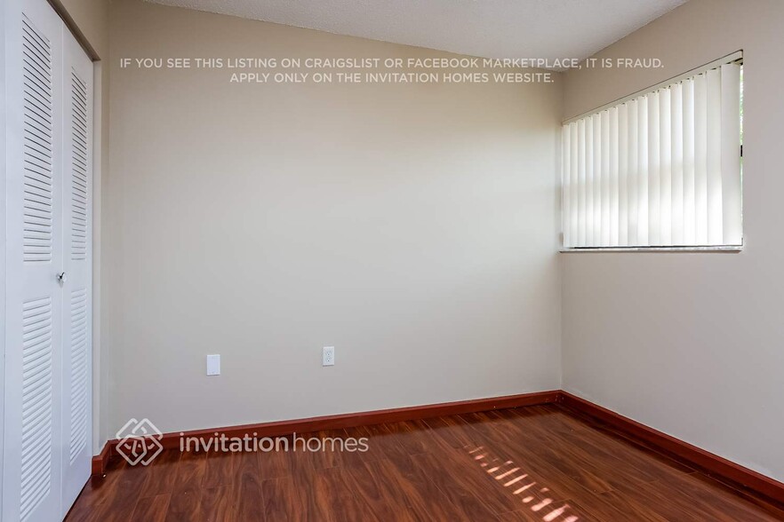 Building Photo - 6789 SW 104th Ct