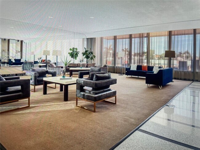 Building Photo - 5838 Collins Ave