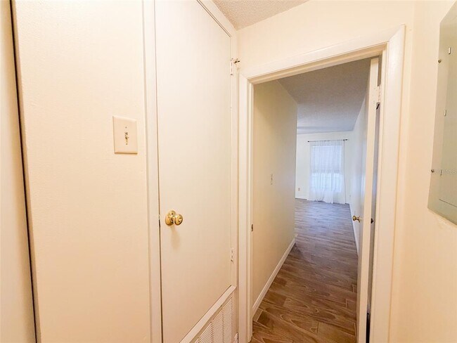 Building Photo - 10319 Matchlock Dr