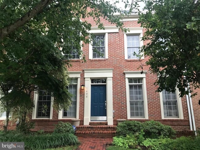 Building Photo - 1406 Ingleside Ave