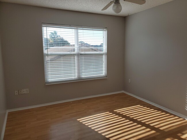 Building Photo - 11928 Atlin Dr