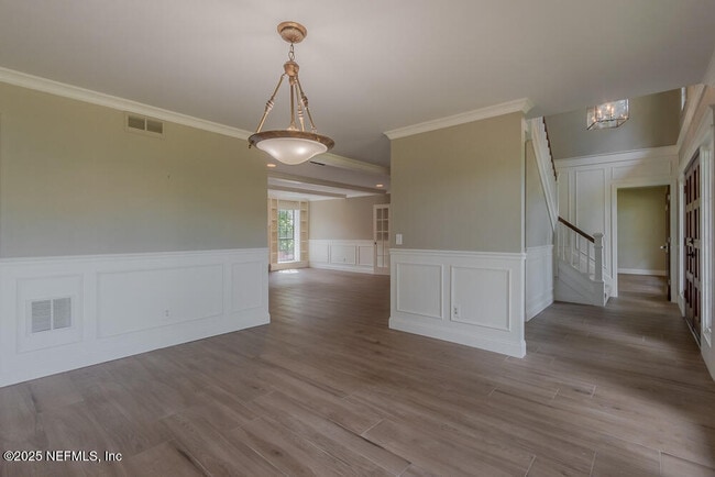 Building Photo - 4944 Mariners Point Dr