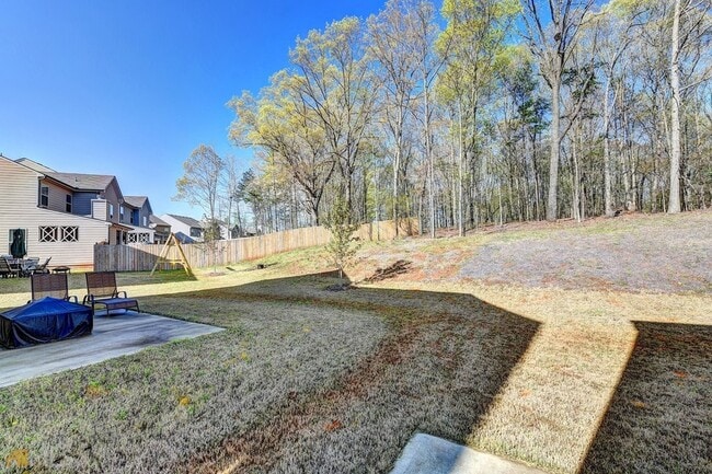 Building Photo - 2245 Black Pebble Cir