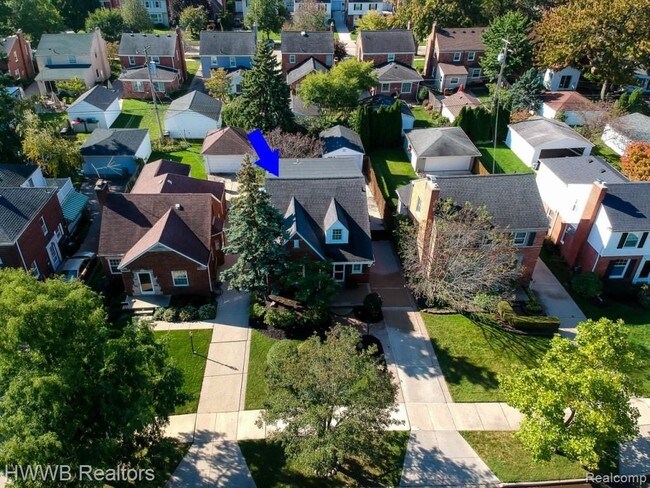 Building Photo - 1899 Hunt Club Dr