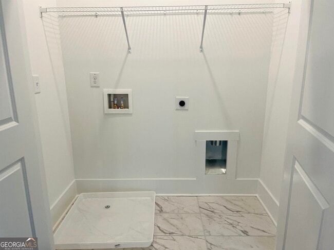 Building Photo - 1568 Driggs Dr NW