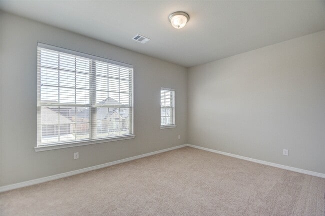 Building Photo - 6015 Marsh Lk Ct
