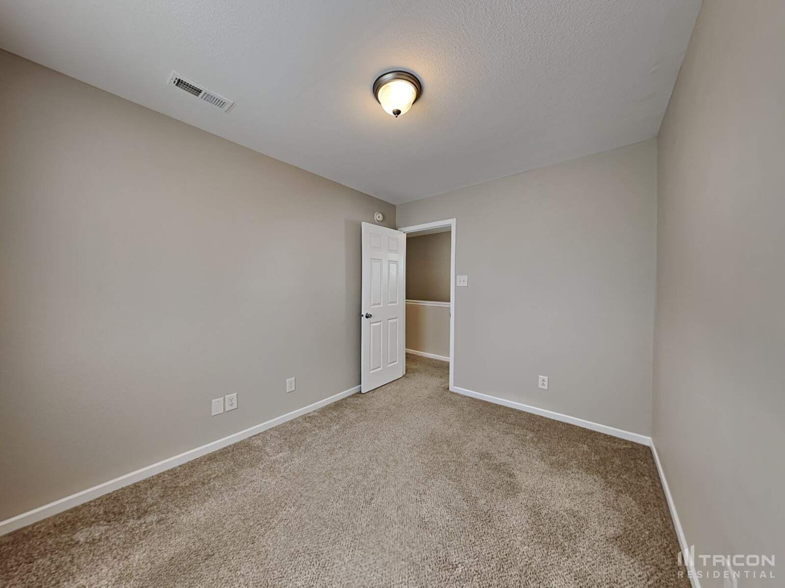 Building Photo - 1447 Pencross Ln