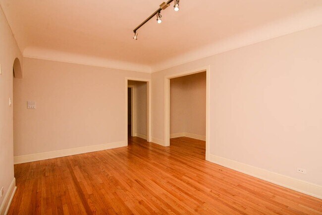 Building Photo - 2320.5 N Rockwell St