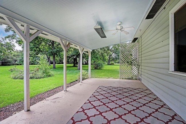 Building Photo - 4020 Clarblak Ln