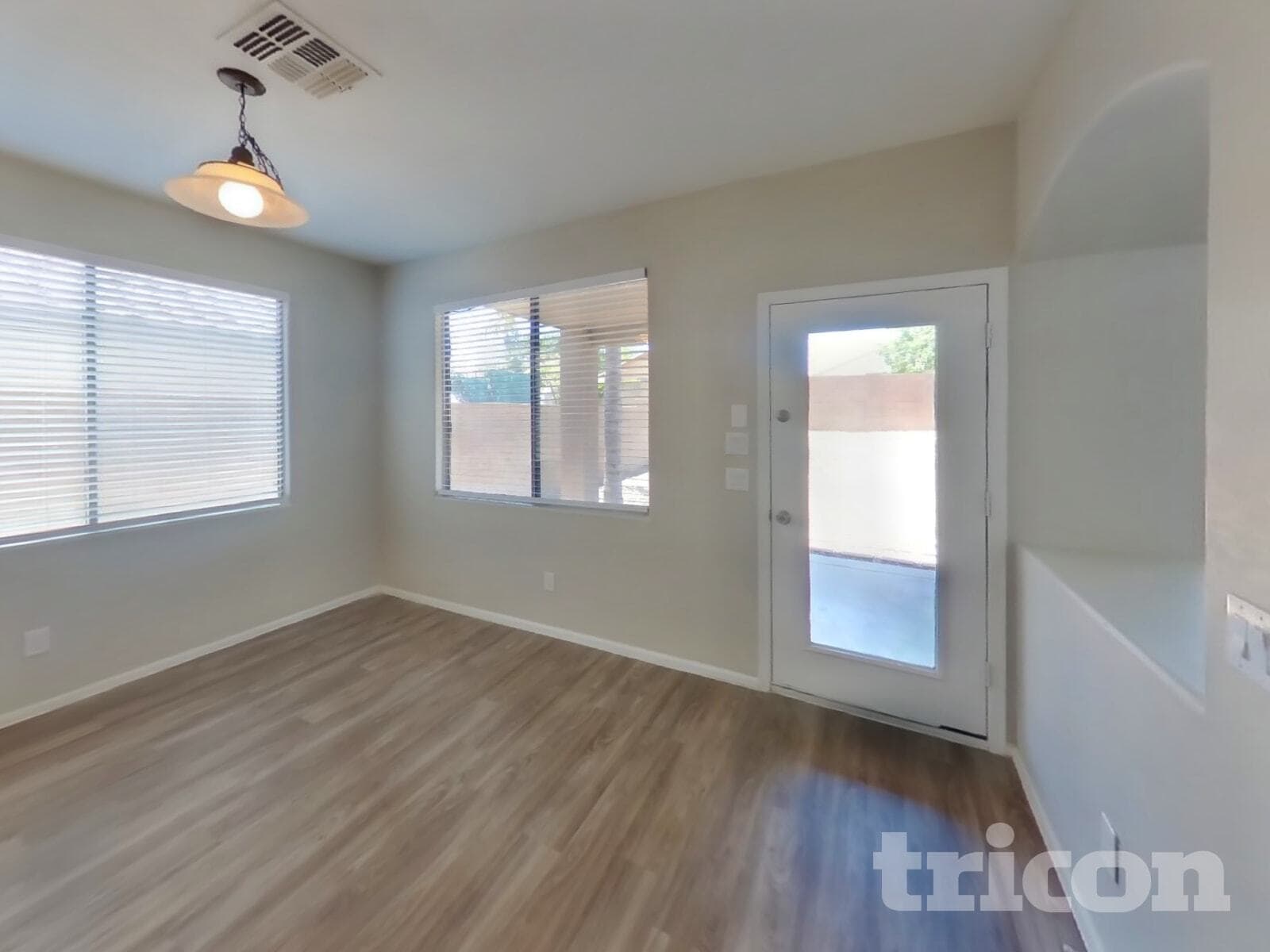 Building Photo - 30010 N Sedona Pl