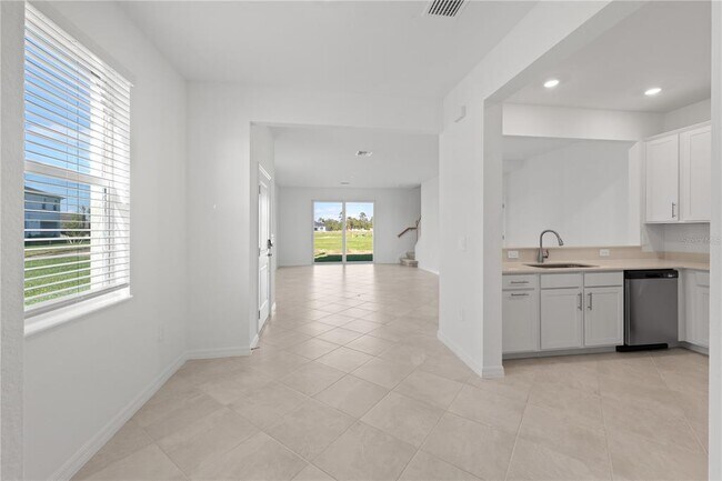 Building Photo - 14943 White Pearl Rd