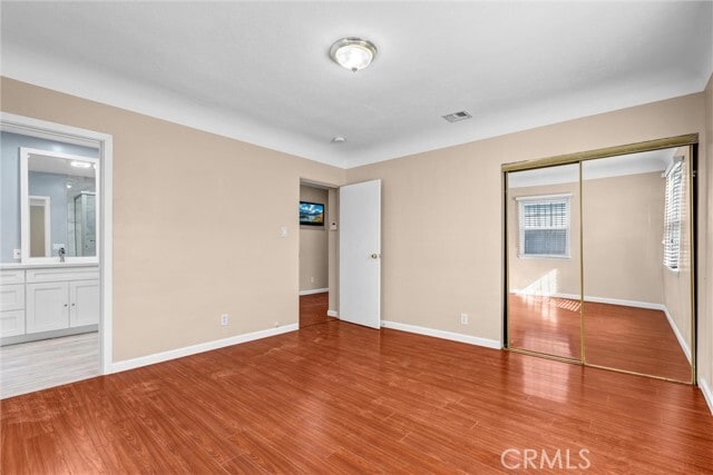 Building Photo - 9807 S Denker Ave