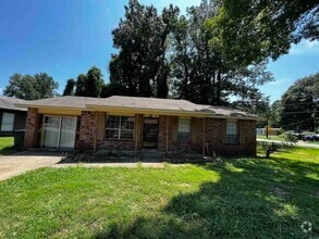 Building Photo - 4417 Arehart Dr