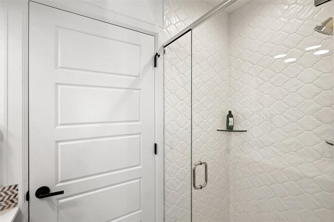 Building Photo - 209 Ben Howell Dr