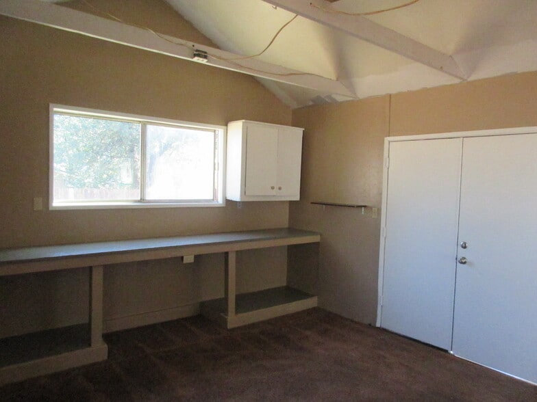 Building Photo - 3836 La Mesa Ave
