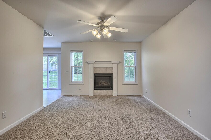 Building Photo - 306 Windwood Ct