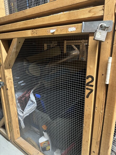 Building Photo - 230 Willard St