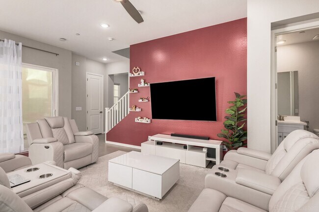 Building Photo - Gorgeous Rental Home in Chandler