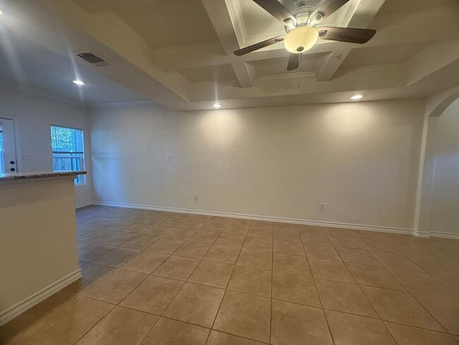 Building Photo - Townhome Near Retama Park...No Carpet.