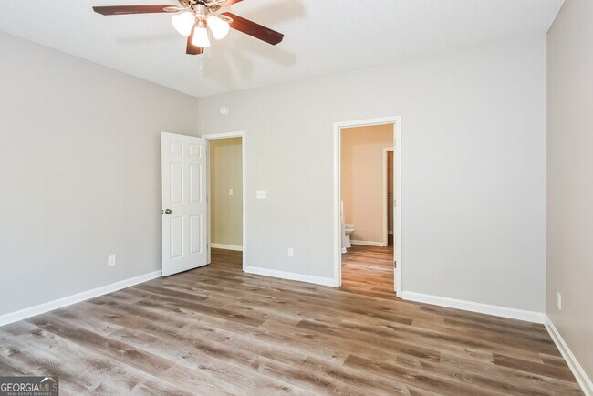 Building Photo - 5909 Rutland Pass SW