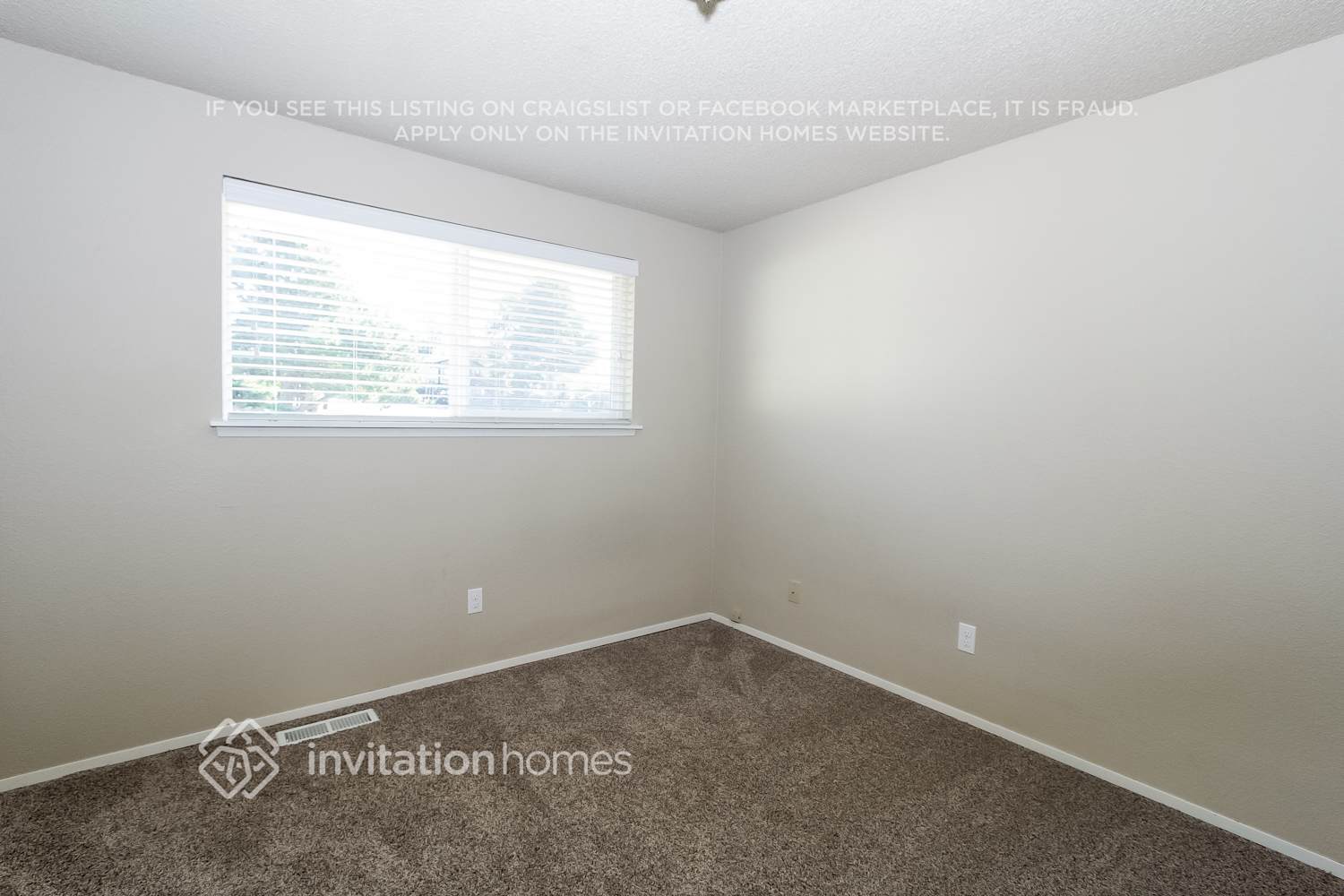 Building Photo - 2401 N Narrows Dr