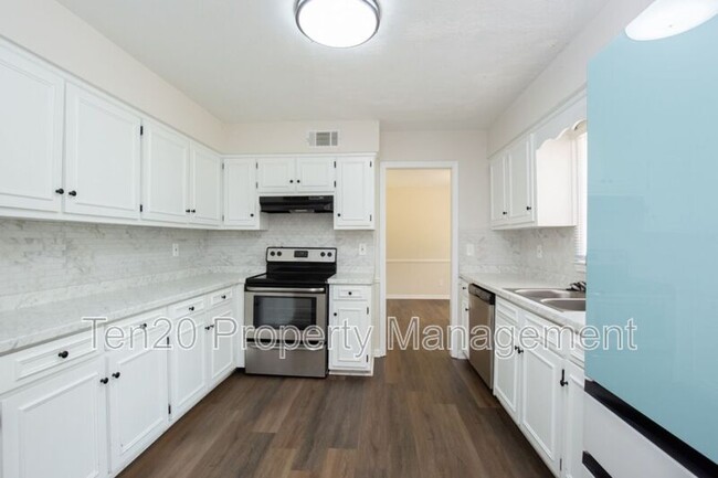 Building Photo - 4065 Windtree Ln