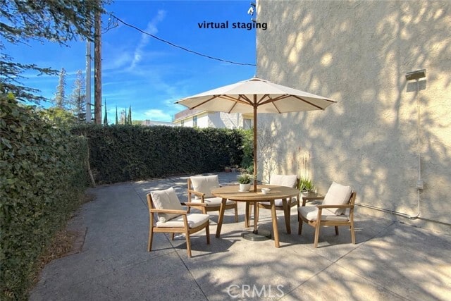 Building Photo - 415 W Duarte Rd