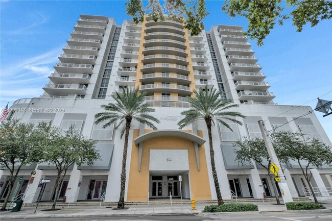 Building Photo - 900 SW 8th St