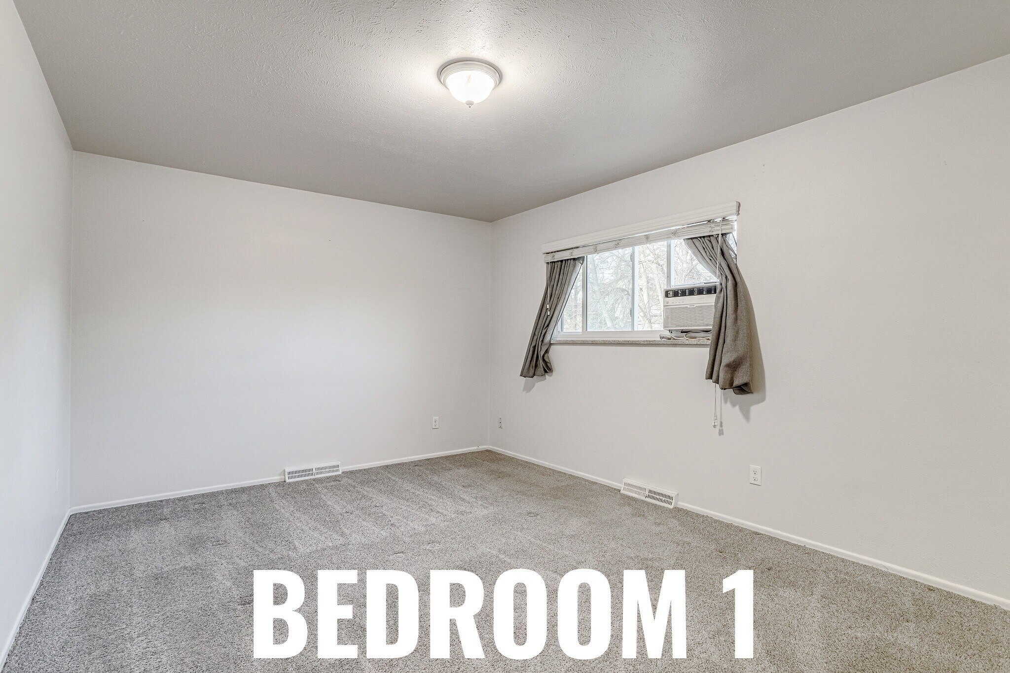 Building Photo - 2860 S Golden Way