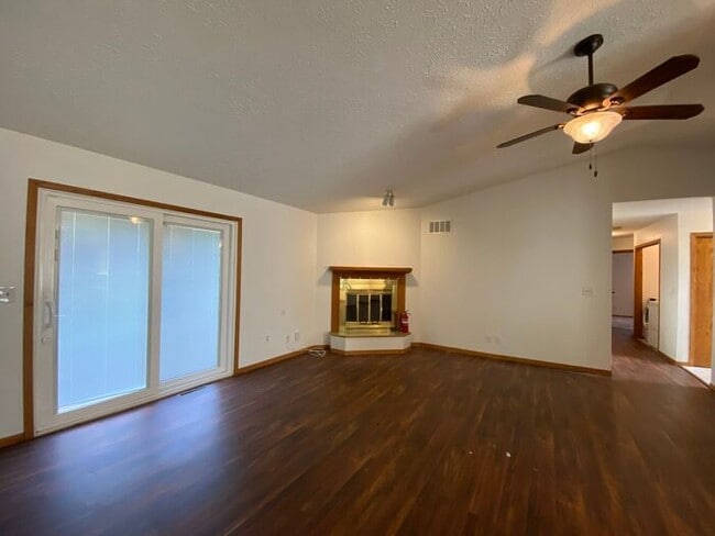 Building Photo - $2,200 | 4 Bedroom, 3 Bathroom House | Pet Friendly* | Available for an August 1st, 2026 Move In!