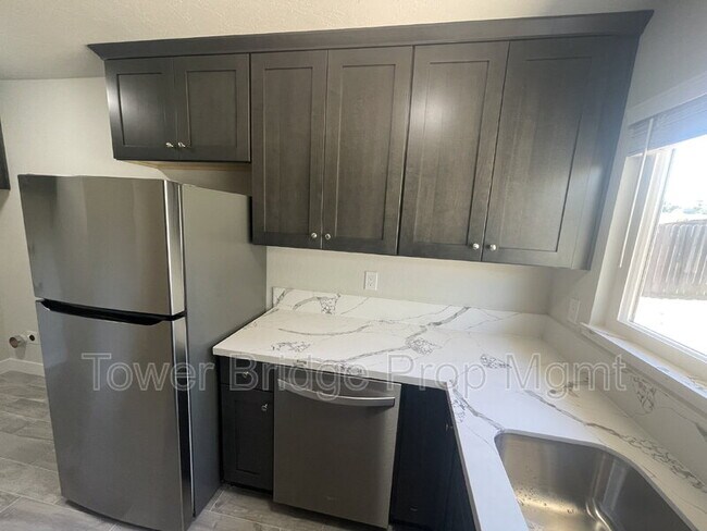 Building Photo - 8255 Oahu Dr