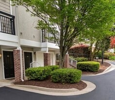 Building Photo - 4254 River Green Dr NW