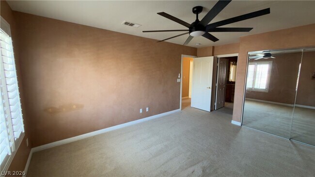 Building Photo - 10619 Sunwind Ave