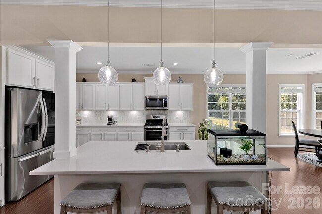 Building Photo - 9312 Ardrey Woods Dr
