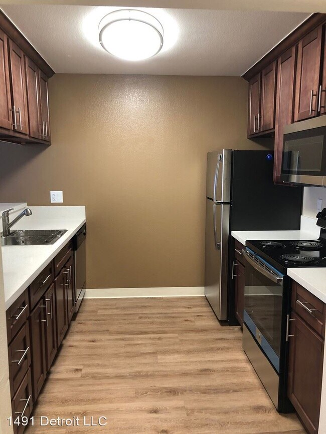 Building Photo - 1491 Detroit Ave