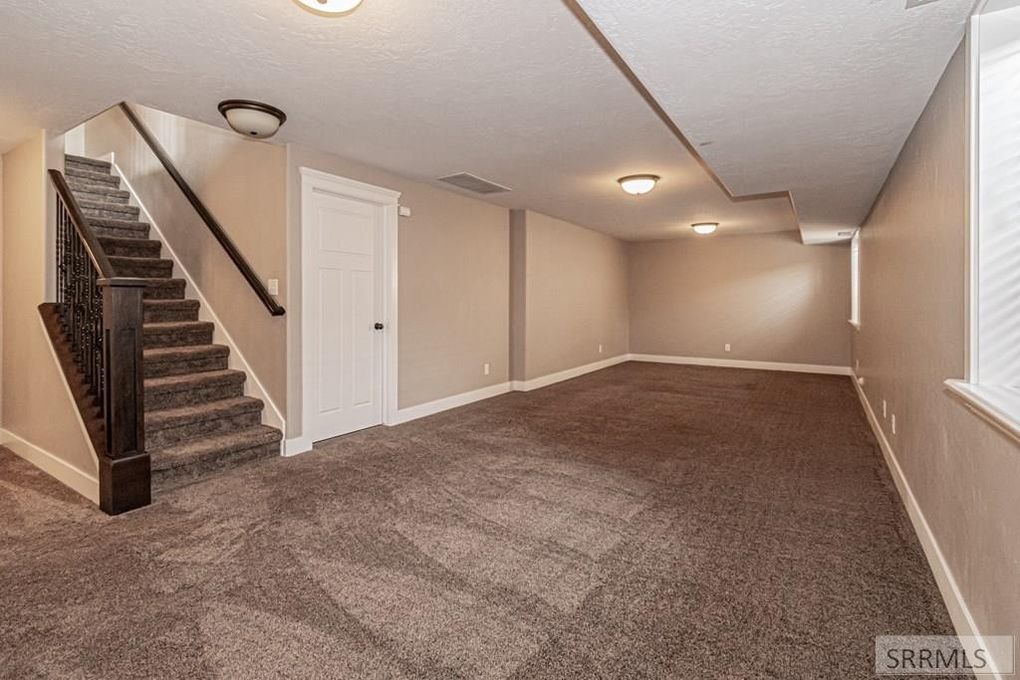 Building Photo - 2222 Cobblefield Way