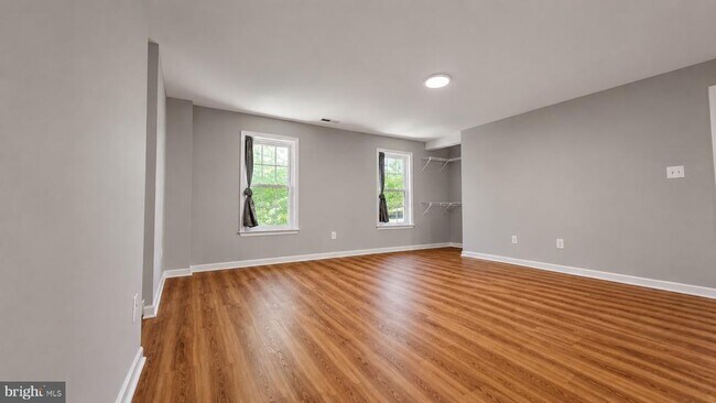 Building Photo - 7302 Ivycrest Pl