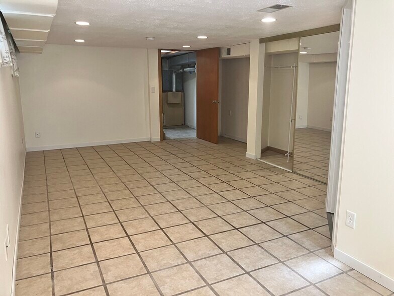 Building Photo - 2824 Texas Ave S